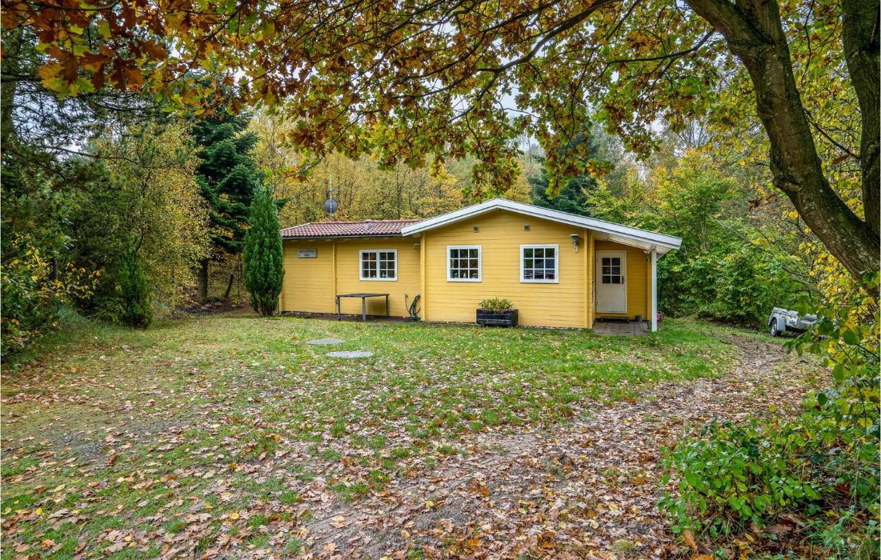 3 Bedroom Cozy Home In Børkop Esterno foto